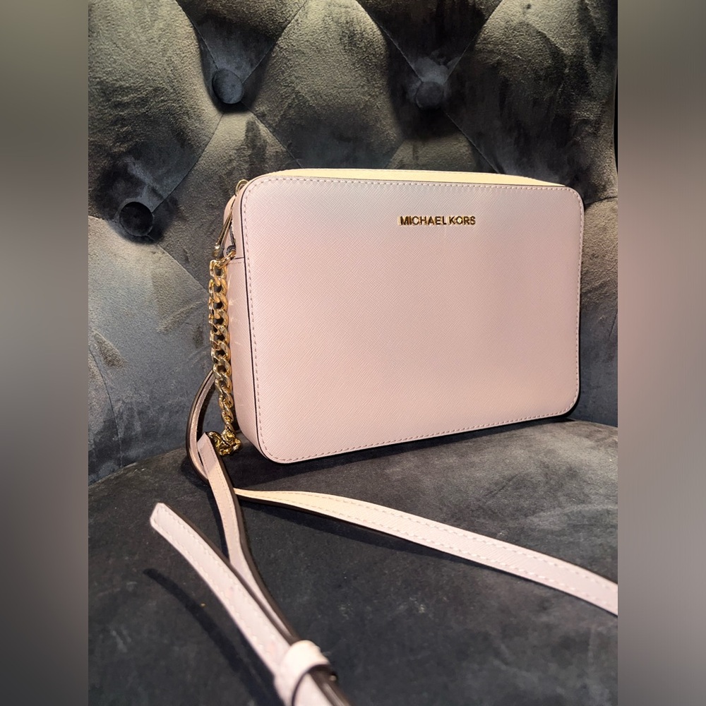 Michael Kors Jet Set Crossbody Bag